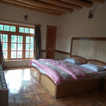 Gangs-Shun Homestay Leh Exterior foto